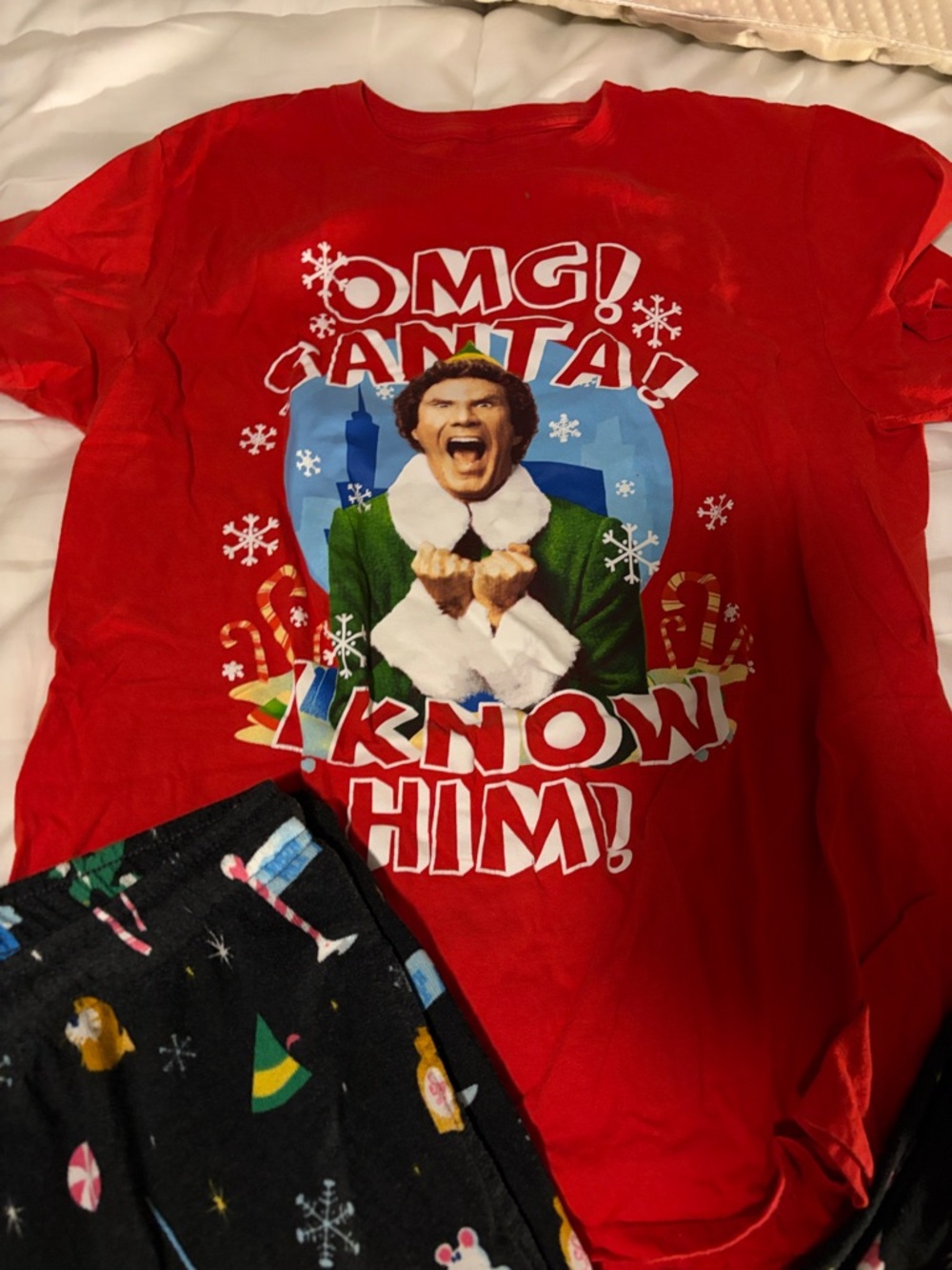 Elf Movie Graphic Red Tee and Black Holiday Pajama Pants - Medium - Picture 2 of 4